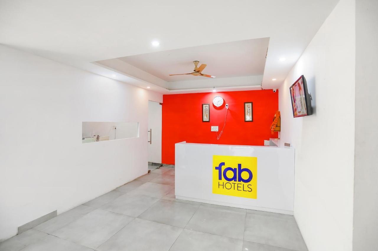 Fabhotel F9 Sector 19 Νόιντα Εξωτερικό φωτογραφία
