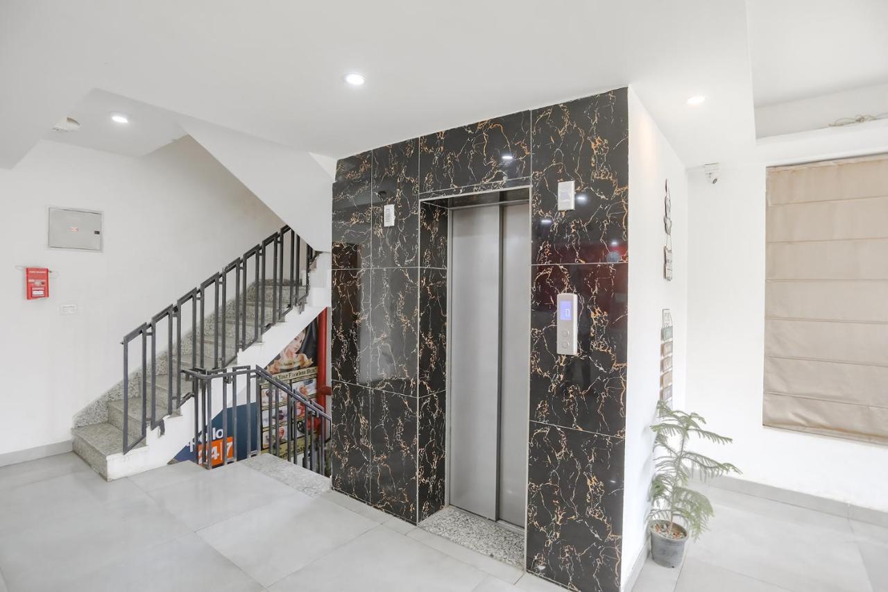 Fabhotel F9 Sector 19 Νόιντα Εξωτερικό φωτογραφία